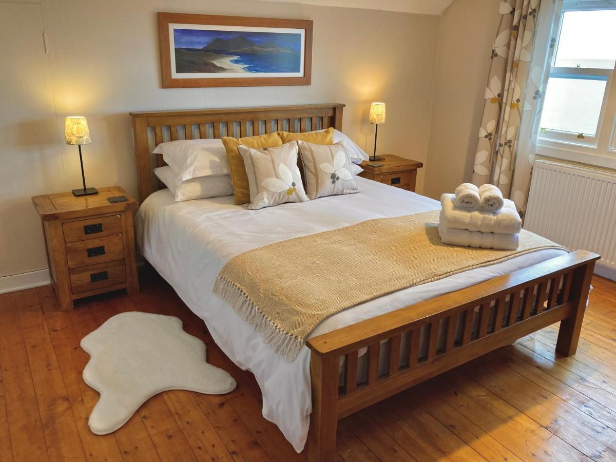 Craigneuk Near Oban, Stunning Home With Sea Views Eksteriør billede